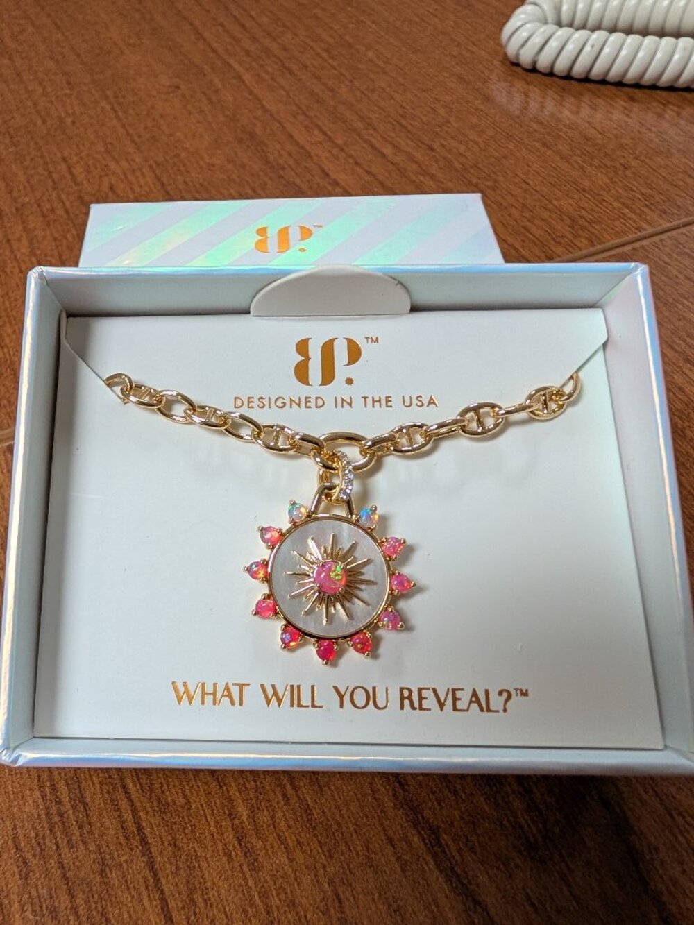 Bomb Party October 2026 gold plated necklace - Pink Fire Opal/Mother of Pearl